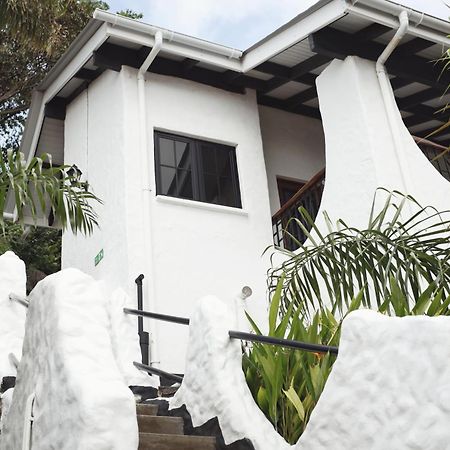 The Salty Palms Apartment โบวาลง ภายนอก รูปภาพ