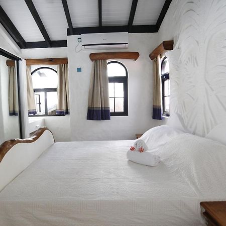 The Salty Palms Apartment โบวาลง ภายนอก รูปภาพ