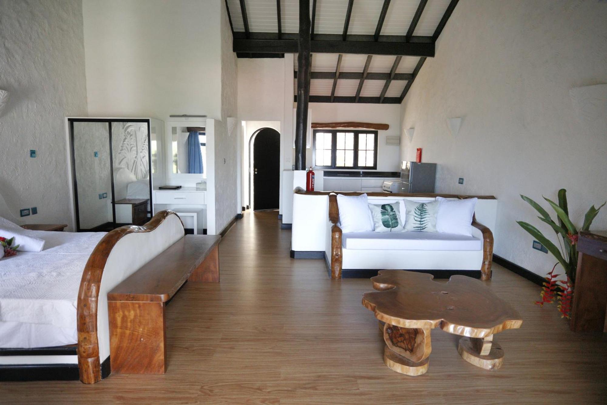 The Salty Palms Apartment โบวาลง ภายนอก รูปภาพ