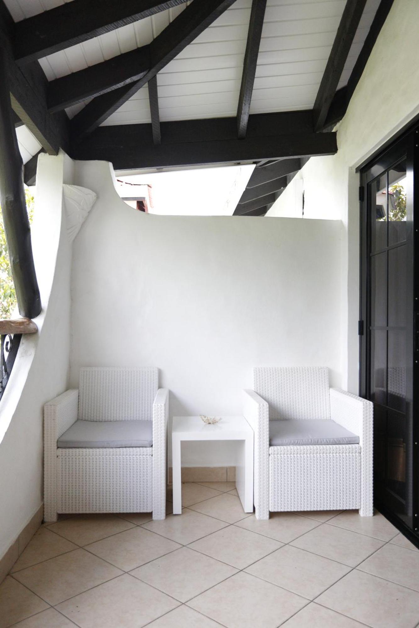 The Salty Palms Apartment โบวาลง ภายนอก รูปภาพ