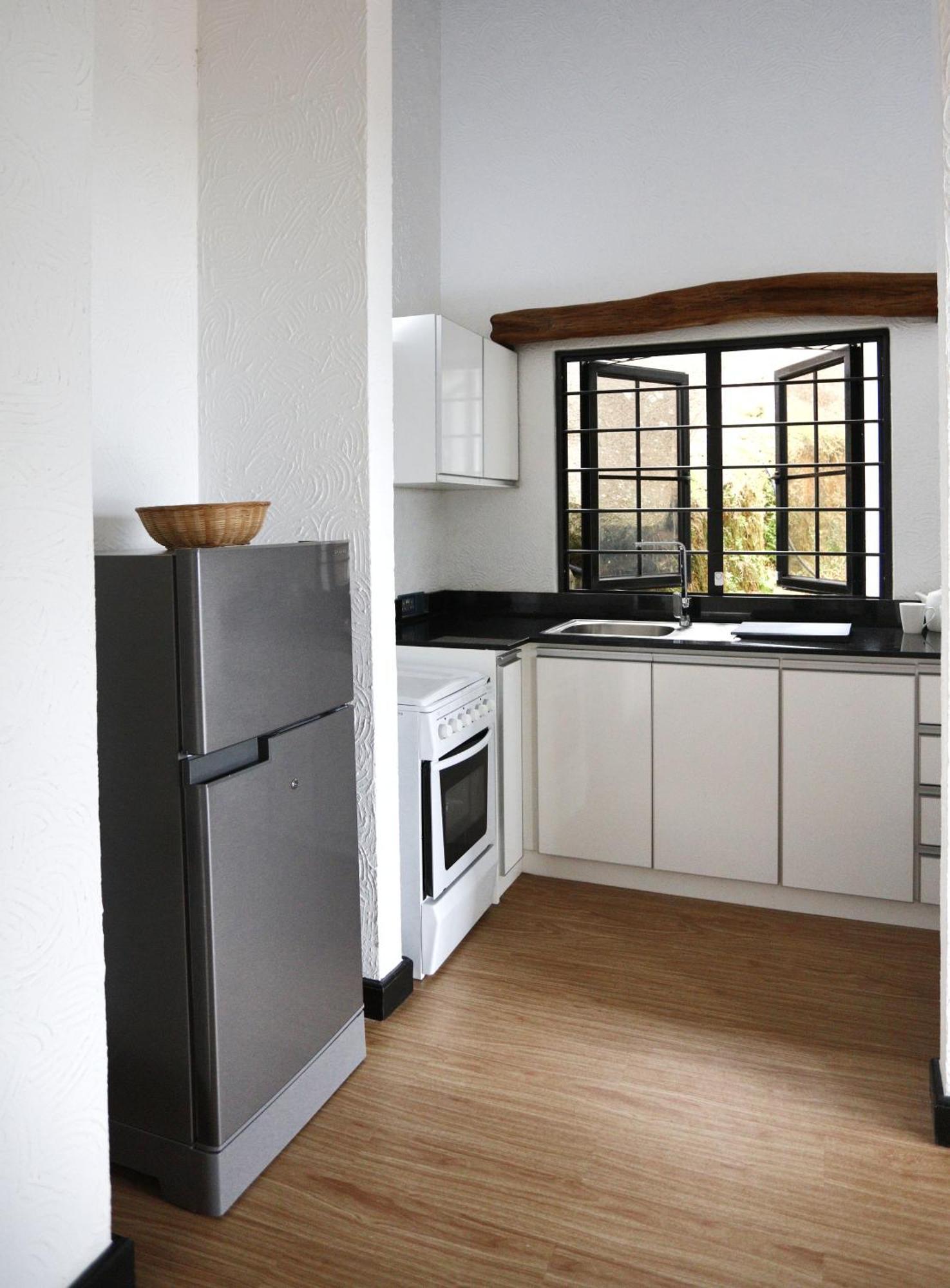The Salty Palms Apartment โบวาลง ภายนอก รูปภาพ