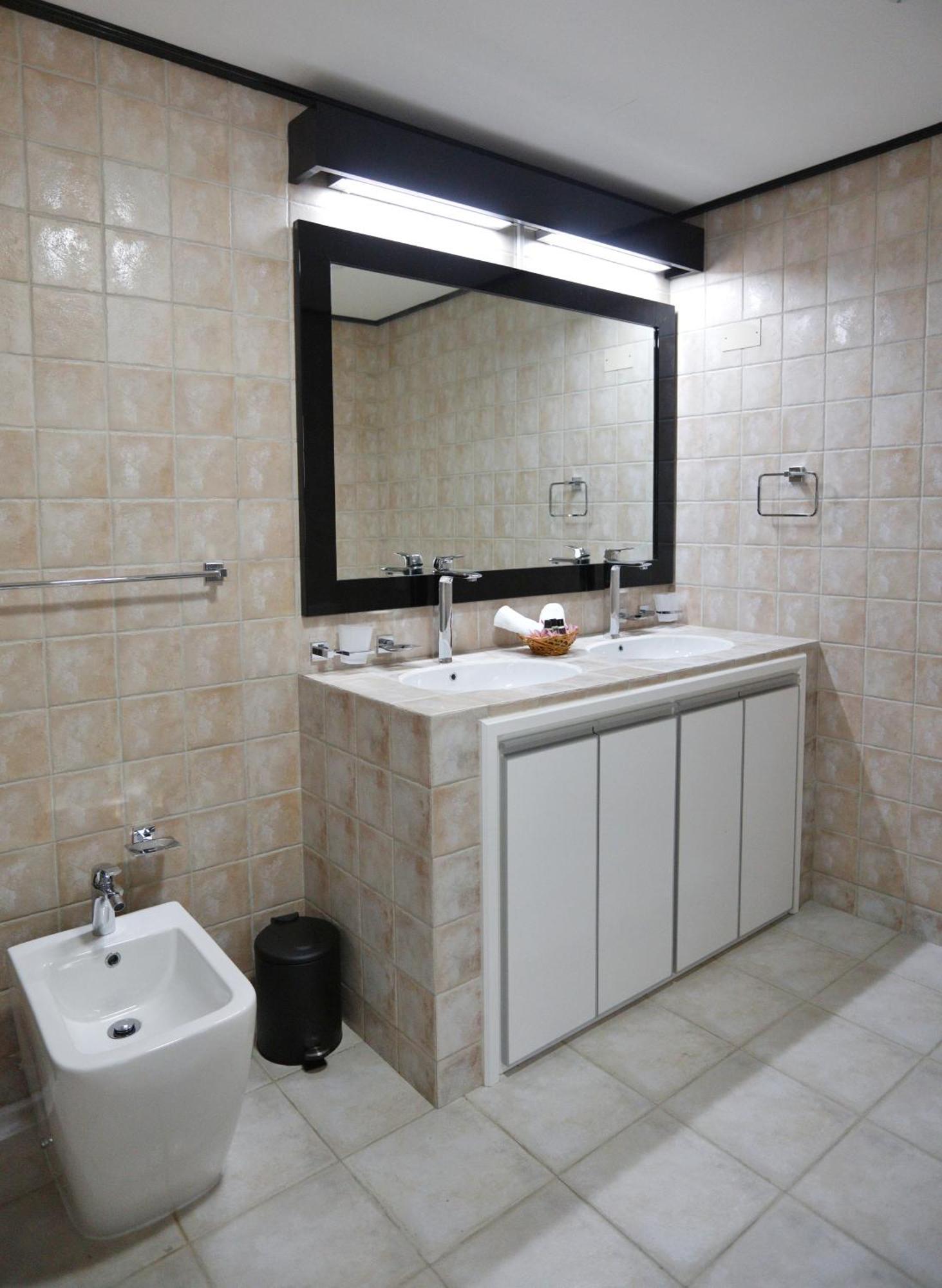 The Salty Palms Apartment โบวาลง ภายนอก รูปภาพ