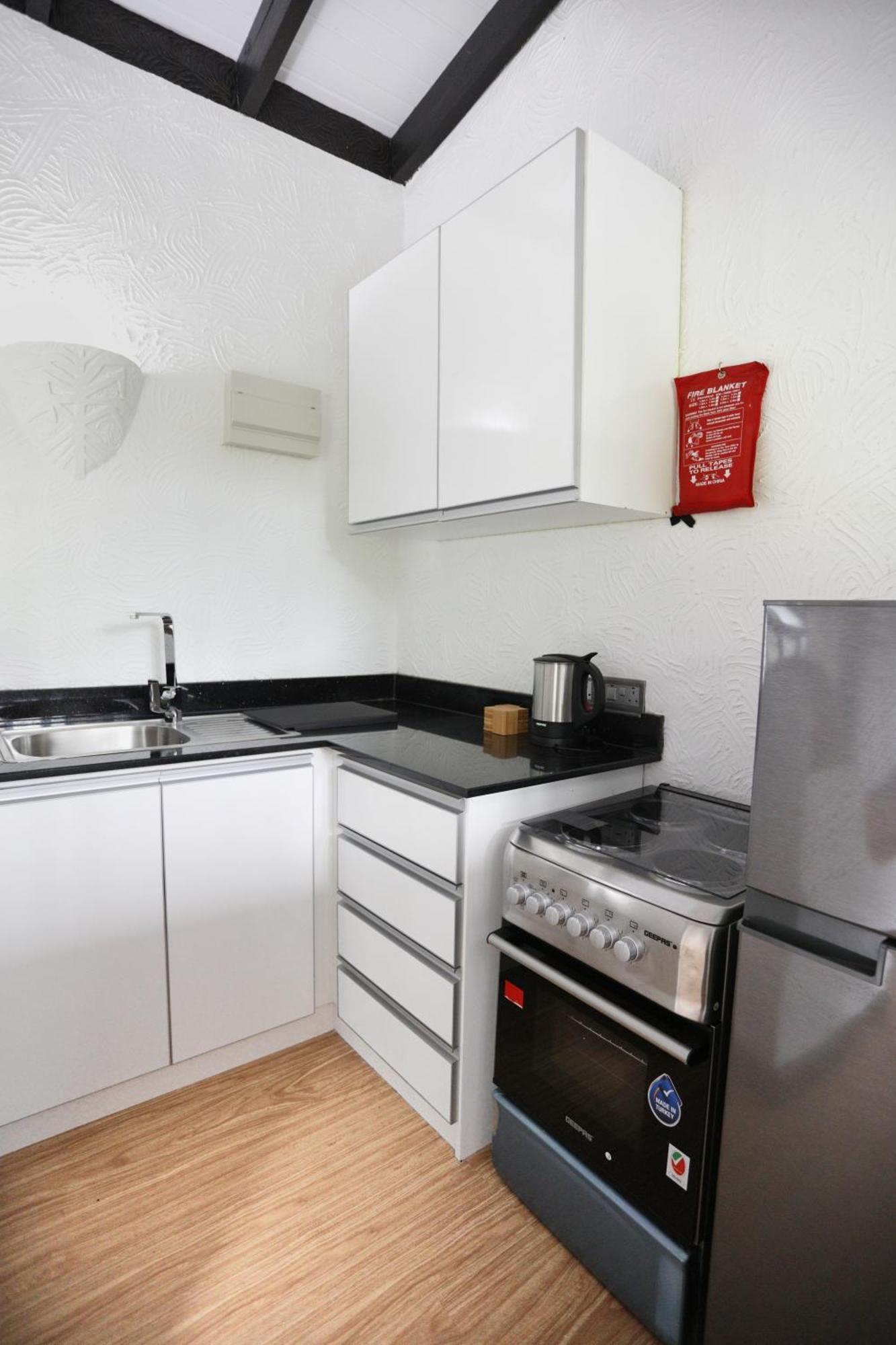 The Salty Palms Apartment โบวาลง ภายนอก รูปภาพ