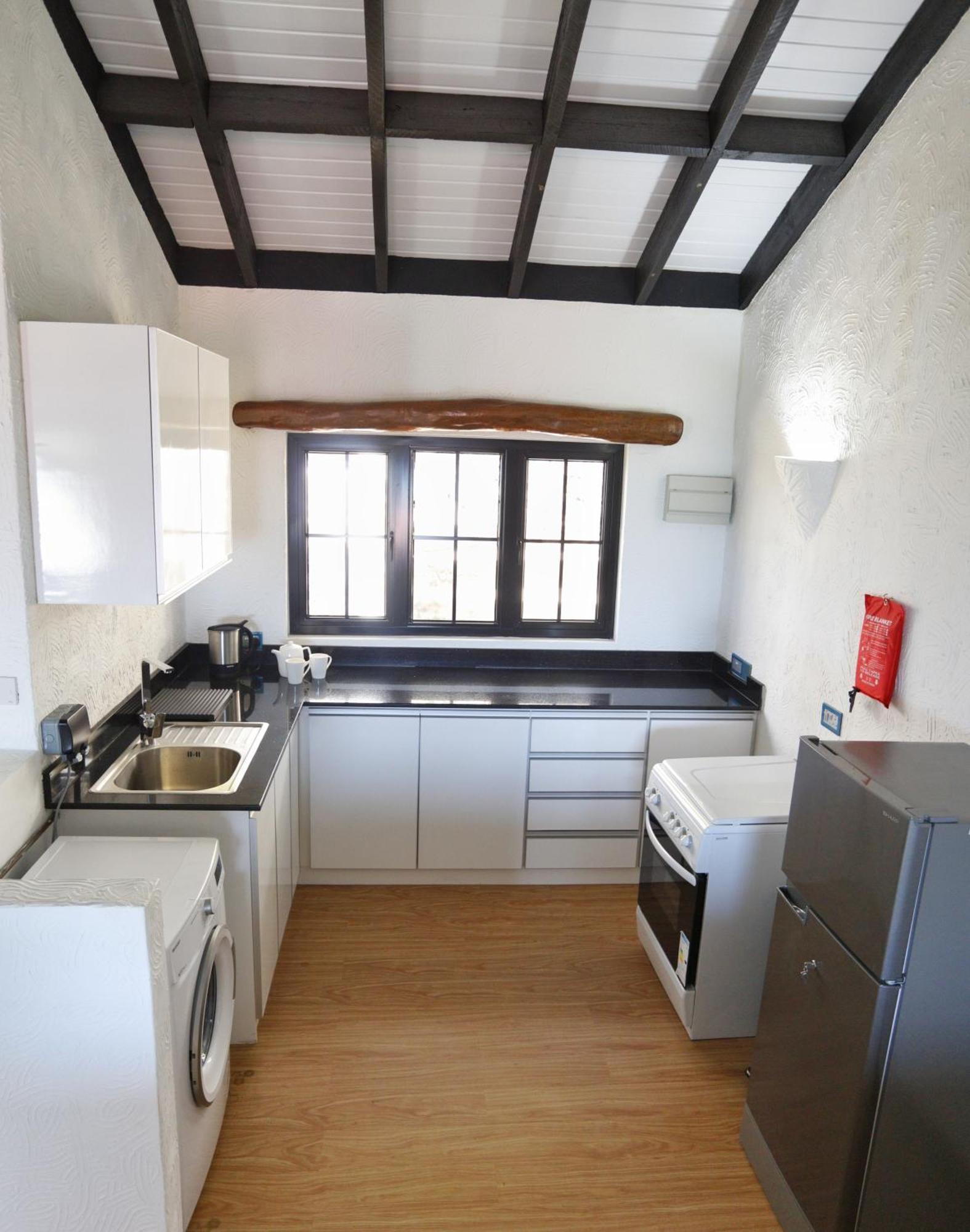 The Salty Palms Apartment โบวาลง ภายนอก รูปภาพ