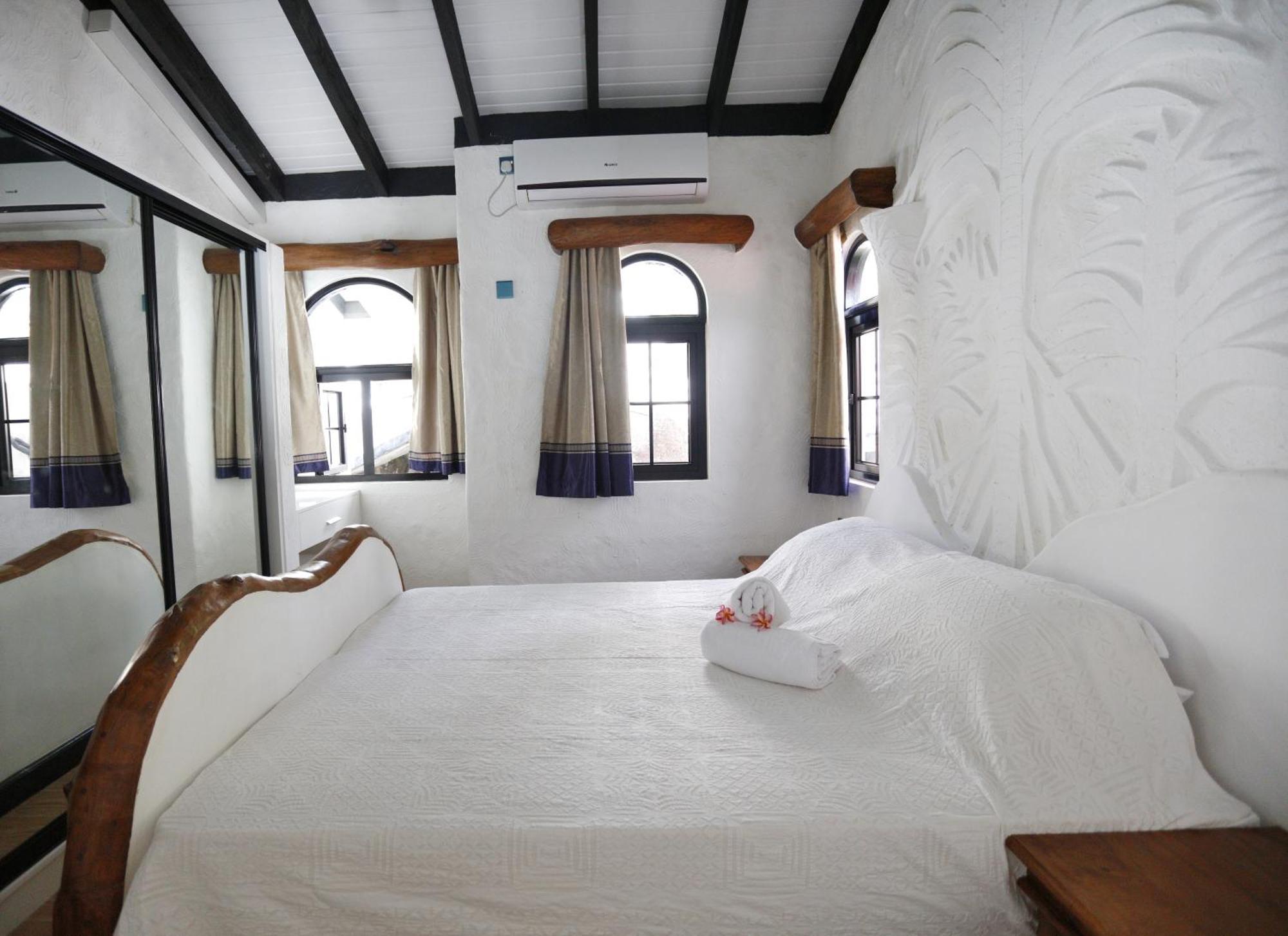The Salty Palms Apartment โบวาลง ภายนอก รูปภาพ
